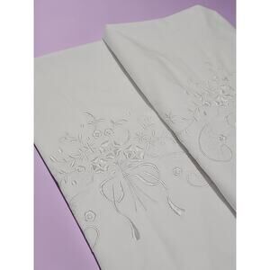 Set of 2 Vintage White Embroidered Pillowcases Bows Coquette Shabby Chic Cottage